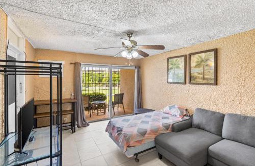 La Grande Princesse Apartment | Not only you have a view condo