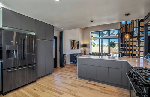 Lamy House | Not So Lamy | Artistic Retreat with Mountain Views