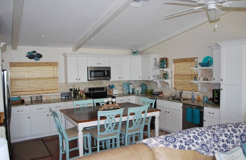 Lake Placid House | Nothing Quite Like This 'Peace Of Heaven On Earth'