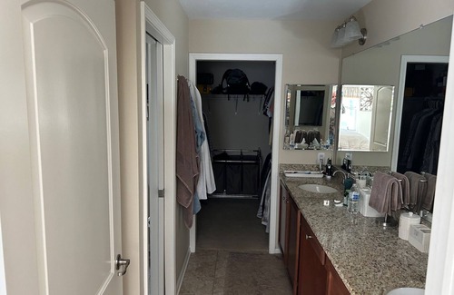Mishawaka Condo | Notre Dame vs IU Playoff House less than 3 miles from the stadium !