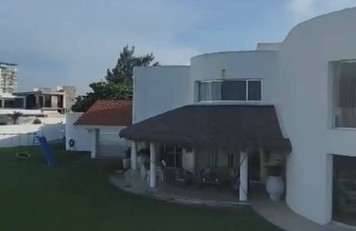 Boca del Rio House | Novel Residency