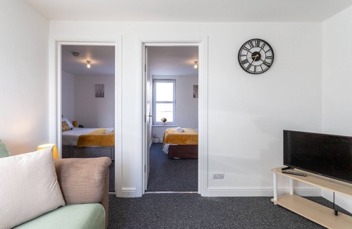 Easton Apartment | November Discount - Long Stay - Contractors