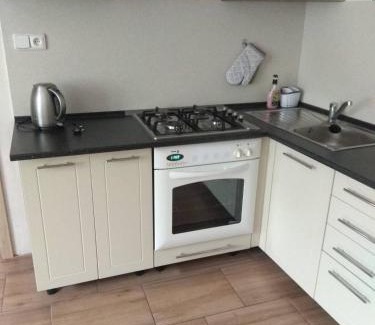 Nove Dvory Apartment | NOVODVORSKÝ APARTMÁN SÁRA