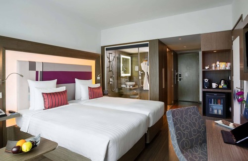 Navalur Hotel | Novotel Chennai Sipcot