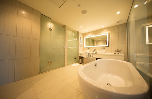 Navalur Hotel | Novotel Chennai Sipcot