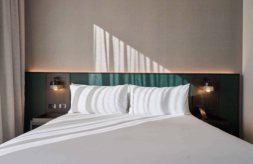 Melbourne Airport Hotel | Novotel Melbourne Airport
