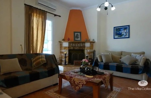 Chalikounas Villa | NOW AVAILABLE :FABULOUS FAMILY HOUSE WITH PRIVATE POOL< IDEAL FOR BEACH LOVERS.