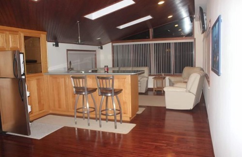 Spring Lake Cottage | Now available for winter renter -Beautiful Cottage Located Right On Spring Lake