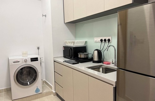 Kuala Lumpur City Centre Apartment | nThe Colony By Infinitum KLCC - Aura Suites