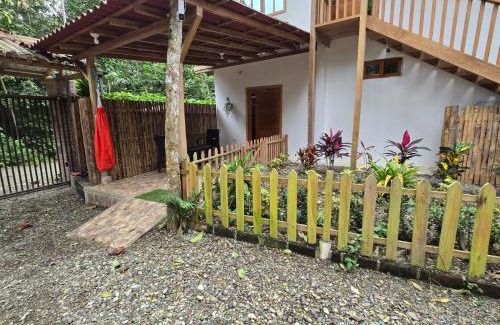San Vicente House | Nueva Tierra