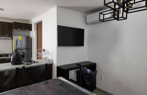 San Juan de Dios Apartment | Nuevo y amplio departamento en el centro de Guadalajara con alberca y gimnasio