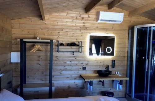 Occhiatana Ski Chalet | Nuit Insolite Dans Chalet de Luxe Tout Confort Dans Haras Équestre