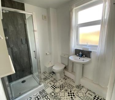 Dalton-in-Furness House | Number 19 Guest House - Self Check In - Under 4 Miles from Barrow In Furness