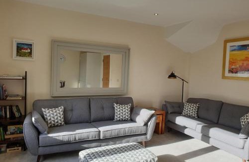 Fort William Apartment | Number 6