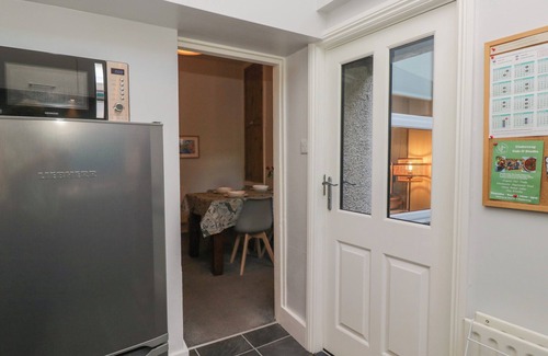 Newland Near Ulverston Cottage | NUMBER THIRTY-NINE, family friendly, with a garden in Ulverston