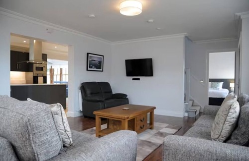 Dingle House | Number Two Dingle: Large Family Holiday Home