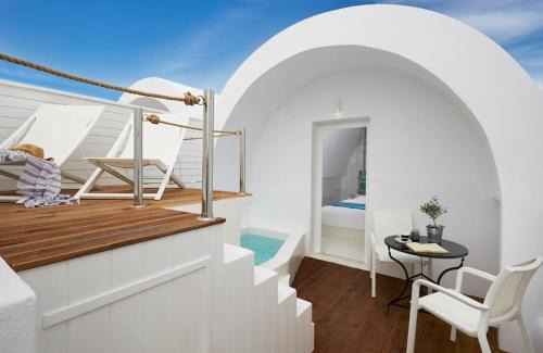 Oia House | NUMINOUS 2