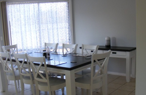 Numurkah Apartment | Numurkah Self Contained Apartments - The Saxton