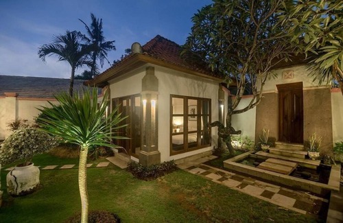 Nusa Dua Villa | Nusa Dua,7 BDR,White Sandy Beaches, Super Location