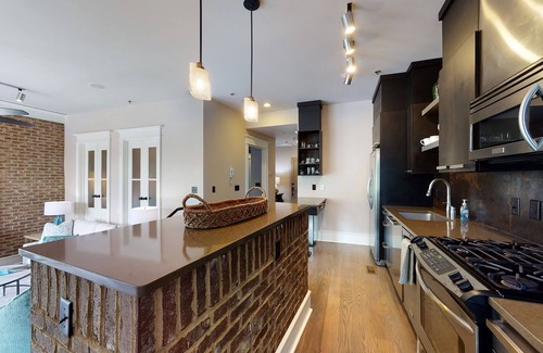 King City Condo | nWalk to the beach and Pier Wrap around porch