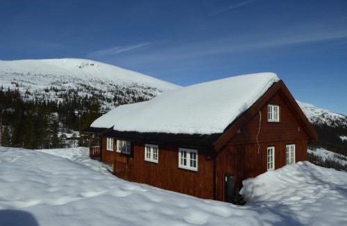 Atra House | Ny hytte i flott turterreng