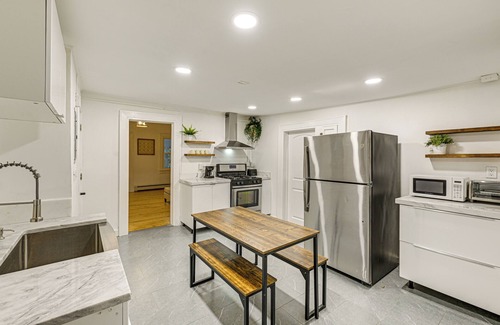 Hastings Apartment | NYC Area Apartment on Hudson River!