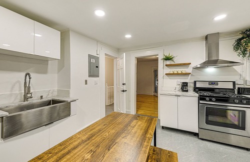 Hastings Apartment | NYC Area Apartment on Hudson River!