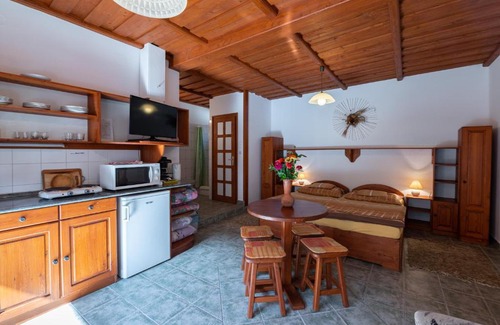 Hercegkut House | Nyugalom Apartman Hercegkút