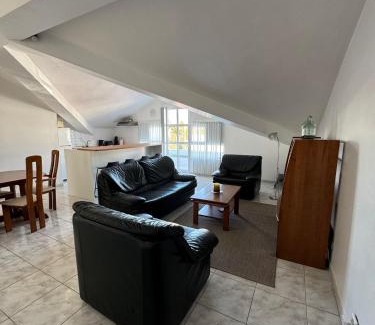 Praia da Vitoria Apartment | Oásis da Praia