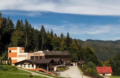 Piwniczna-Zdroj Resort | Ośrodek Wypoczynkowy Iskra