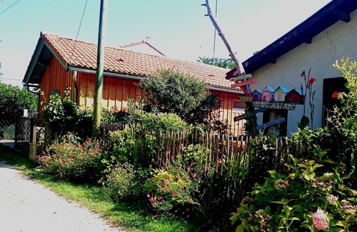 Lanton House | Ô'3 - Exterior wooden house - 150m from the Bassin beach - 50m from shops - 300m² from the garden
