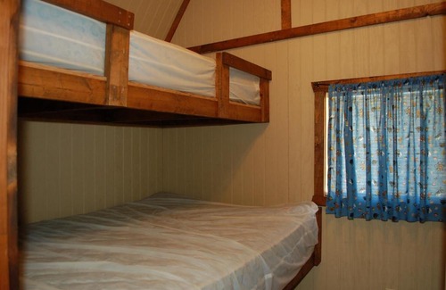 Amboy Resort | O'Connell's RV Campground Lakefront Cabin 9