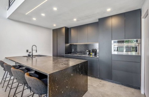 Greater East End Apartment | O'Four Lofts North, Unit D