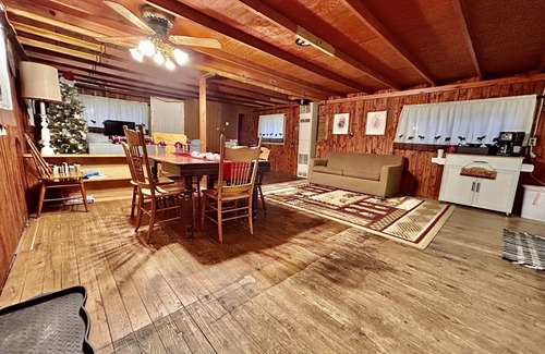 Mio Cabin | O Me, O Mio (Rustic Cabin near AuSable River and ORV/ATV/Snowmobile trail heads)