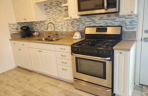 East Side Capistrano House | O'Side Playa Beach Bungalow home's Vacation Studio 1 mile east of Oceanside Pier