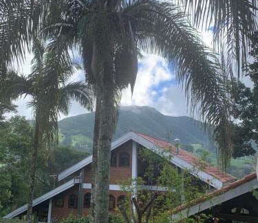 Aguas de Lindoia House | O Silêncio que Canta