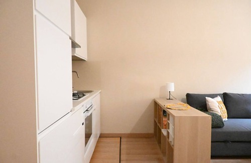 Osimo Apartment | O03 - Osimo, two-room apartment with terrace and wifi
