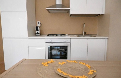 Osimo Apartment | O03 - Osimo, two-room apartment with terrace and wifi