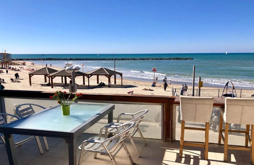 Old North Villa | Oַ&O Group- 3BRAn Authentic Family Beach Villa- Prime Locatiom Tel-Aviv