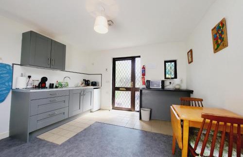 Glen of Aherlow House | Oak Cottage 3 km from Rock of Cashel
