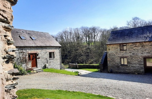 Tremain Cottage | Oak Cottage - Two bedroom cottage - Cardigan Bay, West coast of Wales