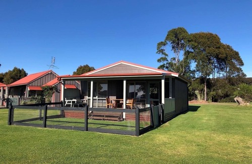 Corruna Cottage | Oakleigh Farm Cottages are set on a 63 acre farm, with ocean Views
