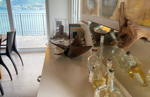 San Siro House | Oasi Ulivi holiday home with pool on Lake Como