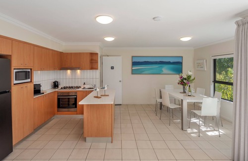 Hamilton Island Apartment | Oasis 13 , Oasis 13 on Hamilton Island