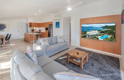 Hamilton Island Apartment | Oasis 8, Beautiful Apartment on Hamilton Island