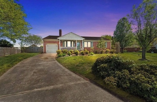 Chesapeake House | Oasis at the Creek