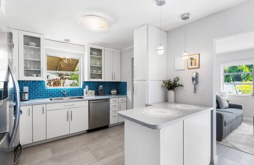 Wilton Manors House | Oasis Backyard With Heated Pool Oakland Park