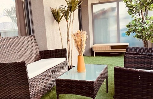 Montevrain Apartment | Oasis - For 6 People, 10 Mins From Disneyland, Netflix, Wifi, Parking, Terrace