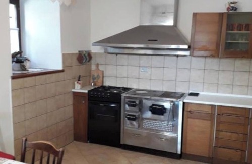 Matavun House | Oasis of peace in the emprace of nature. Pets allowed!