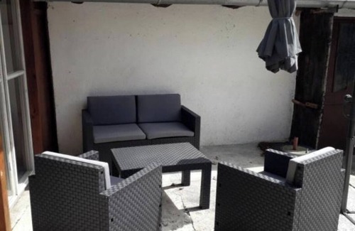 Matavun House | Oasis of peace in the emprace of nature. Pets allowed!